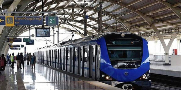 கோளாறுகள் சரிசெய்யப்பட்டு மீண்டும் மெட்ரோ இரயில் போக்குவரத்து துவங்கியது!