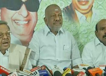 பொதுச்செயலாளர் பதவியை பிக் பாக்கெட் அடிக்கப் பார்க்கிறார் இபிஎஸ் – ஒபிஎஸ் ஓபன் டாக்!