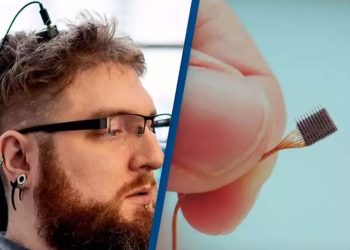 ஒரே சிப்… கண், காது, மனப்பிரச்சினைகள் எல்லாம் க்ளோஸ்; அசத்தும் விஞ்ஞானிகள்!