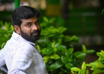 பாடலாசிரியர்கள் இங்கு முழுமையான சுதந்திர உணர்வுடன் எழுத முடிவதில்லை – ட்ரெண்டிங் கவிஞர் அ.ப. இராசா பளீர் பேட்டி