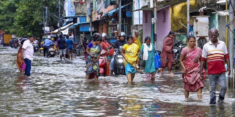 சென்னையில் இரவு முழுவதும் கனமழை: எம்.ஜி.ஆர். நகரில் 15.14 செ.மீ. பதிவு