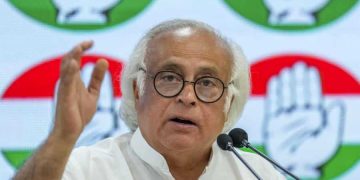 நீதிபதிகள் நியமனத்தில் அரசு தலையீடு? நீதிபதி கவுல் புத்தகத்தை முன்வைத்து ஜெய்ராம் ரமேஷ் கருத்து